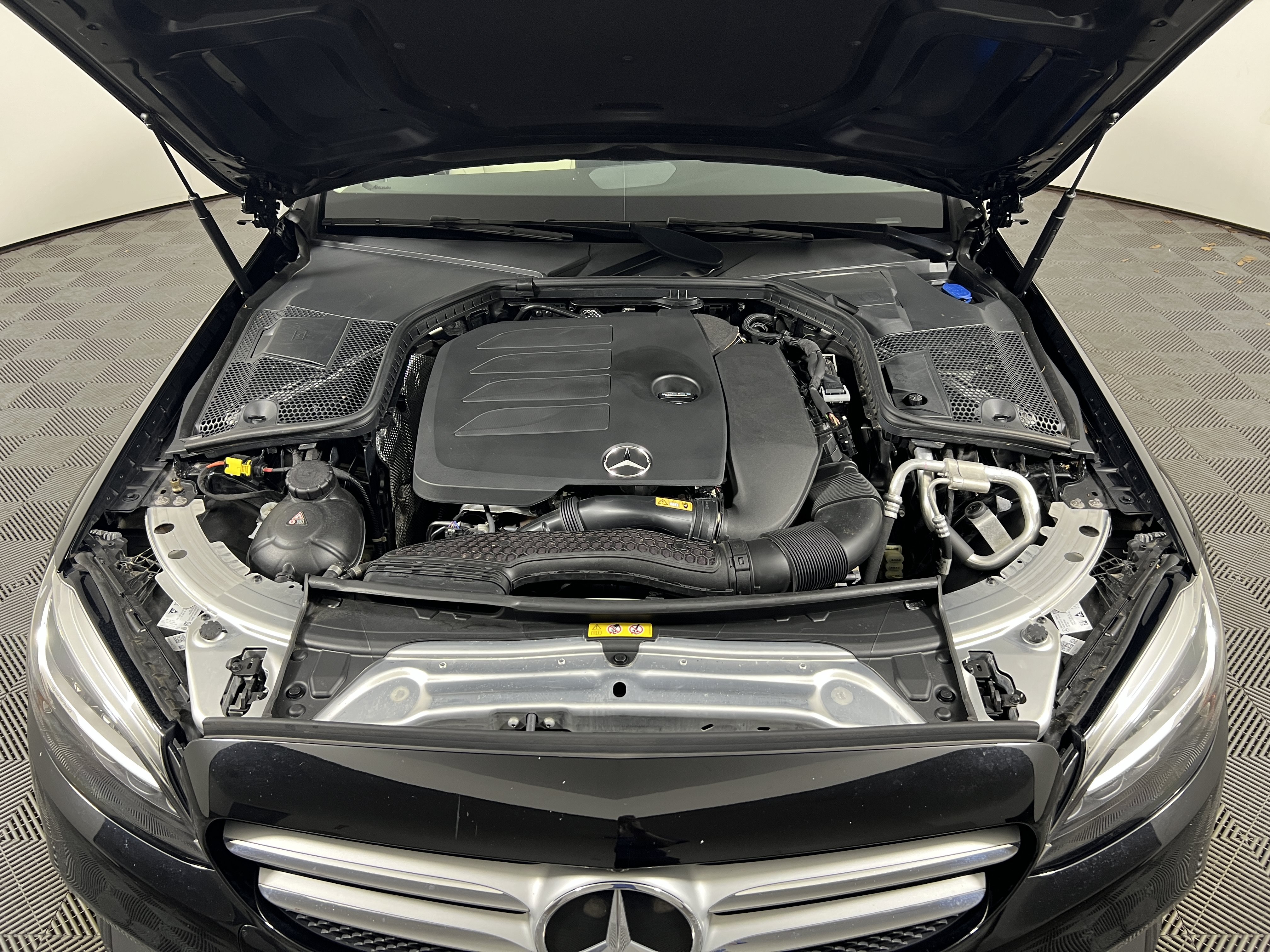 Used 2021 Mercedes-Benz C 300 Sedan image 20