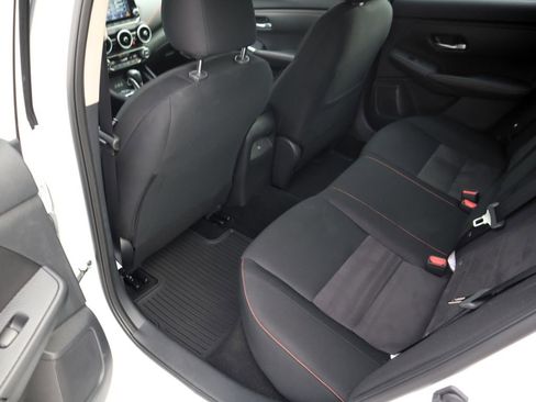 Used 2025 Nissan Sentra SR image 10