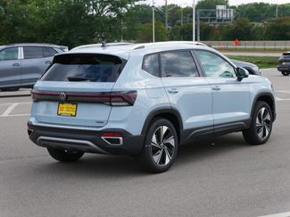 New 2025 Volkswagen Taos SE video 2