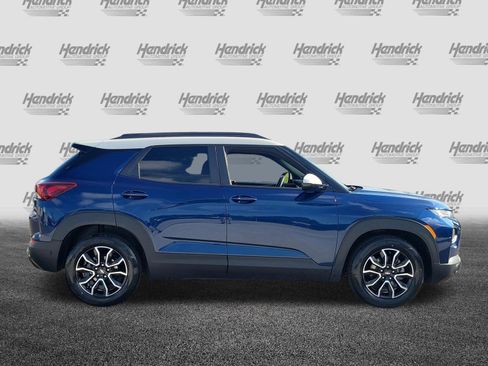 Used 2022 Chevrolet TrailBlazer ACTIV w/ Sun and Liftgate Package FWD image 8