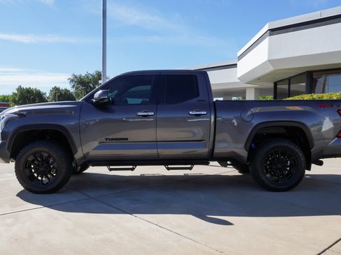 Used 2022 Toyota Tundra Limited w/ TRD Off-Road Package AWD/4WD image 5