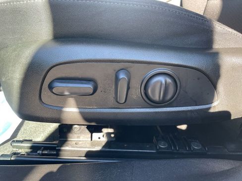 Used 2024 Chevrolet Malibu LT image 23