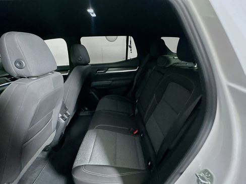 Used 2025 GMC Terrain Elevation image 27