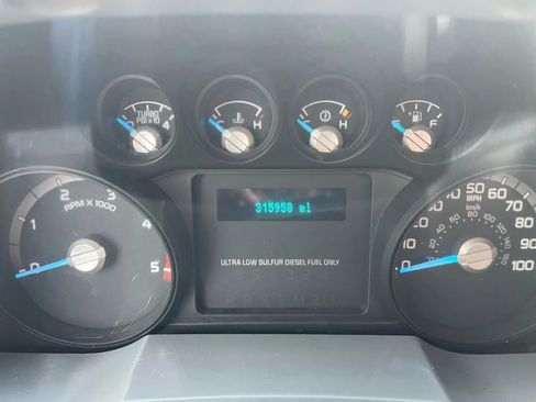 Used 2011 Ford F250 XLT w/ Advanced Security Group image 15