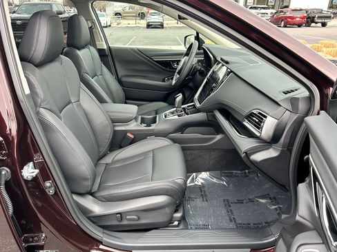 Used 2025 Subaru Outback Touring XT w/ Popular Package #2 image 29