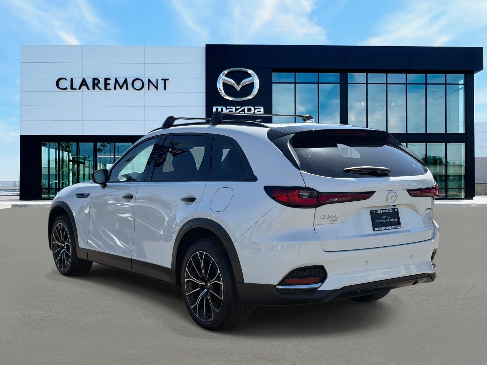 Certified 2025 MAZDA CX-70 Plug-In Hybrid w/ Premium Pkg AWD/4WD image 6