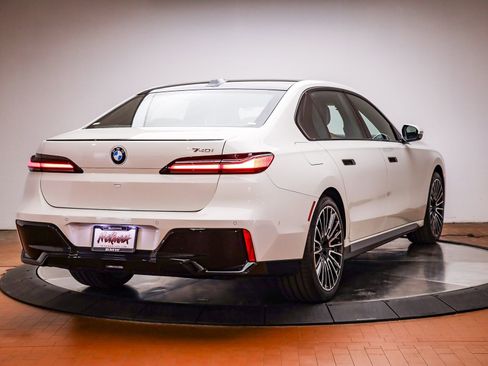 New 2026 BMW 740i 740i image 5