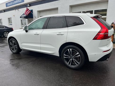 Used 2019 Volvo XC60 T6 Momentum w/ Premium Package AWD/4WD image 3
