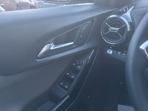 New 2026 Chevrolet Equinox LT w/ Convenience Package II image 13