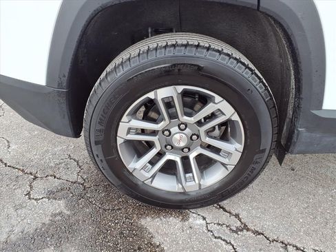 Certified 2025 GMC Terrain Elevation image 35