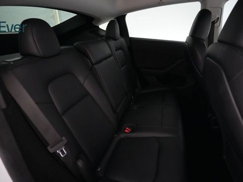 Used 2023 Tesla Model Y Long Range AWD/4WD image 5