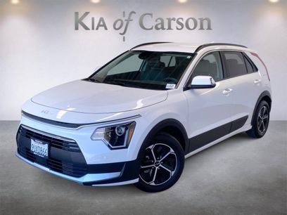 Certified 2025 Kia Niro EX