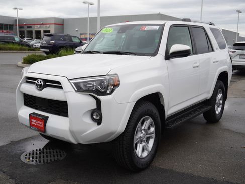 Used 2023 Toyota 4Runner SR5 image 9