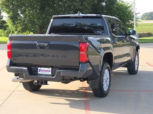 Used 2024 Toyota Tacoma SR5 RWD image 8