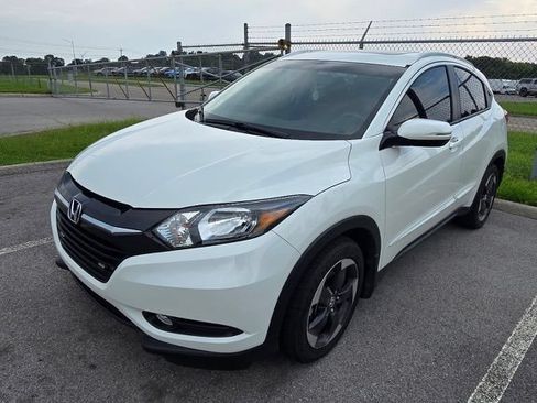 Used 2018 Honda HR-V EX-L image 1