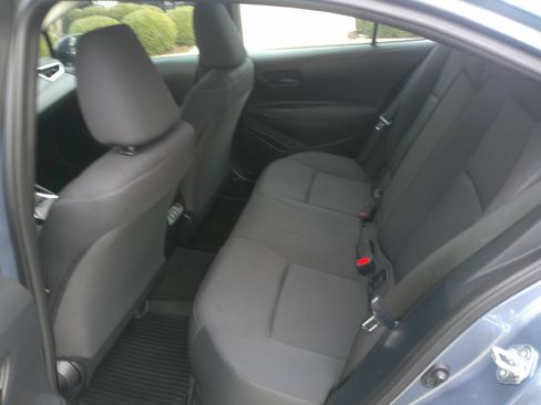 Used 2023 Toyota Corolla LE image 22