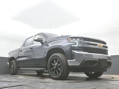 Used 2021 Chevrolet Silverado 1500 LT AWD/4WD image 38
