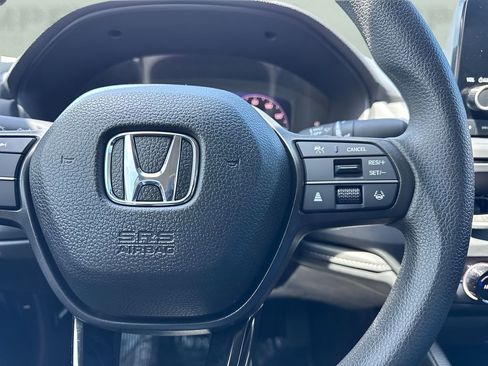 Used 2025 Honda Accord SE image 16