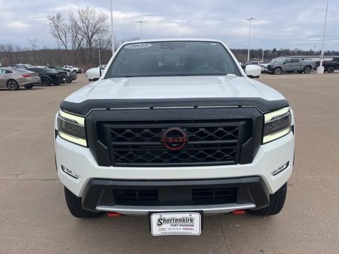 Used 2023 Nissan Frontier PRO-4X w/ Pro Convenience Package image 11