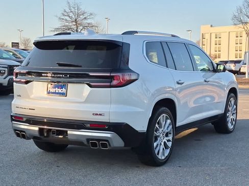 Used 2025 GMC Acadia Denali w/ Super Cruise Package image 3