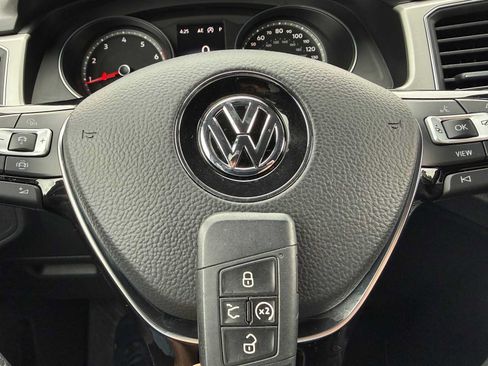 Used 2019 Volkswagen Atlas SE w/ Towing Package AWD/4WD image 22