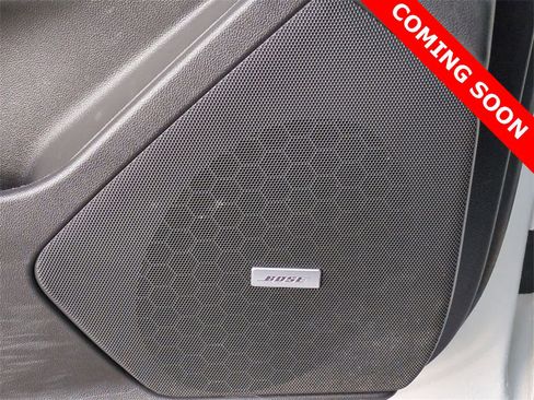 Used 2018 Cadillac XT5 Luxury w/ Driver Awareness Package image 32