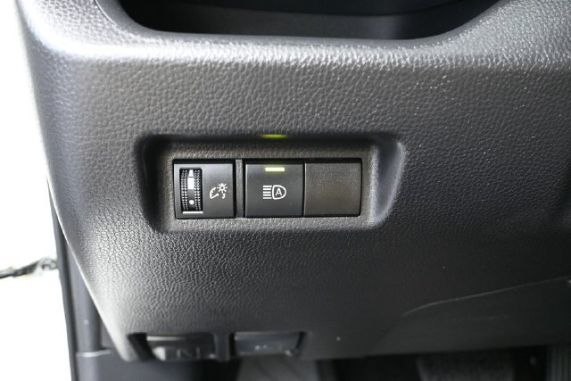 Used 2025 Toyota RAV4 LE FWD image 24