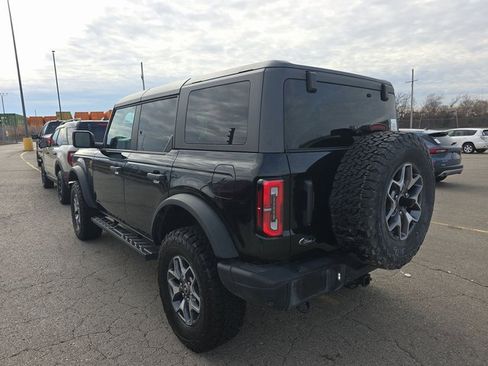 Used 2024 Ford Bronco Badlands image 5