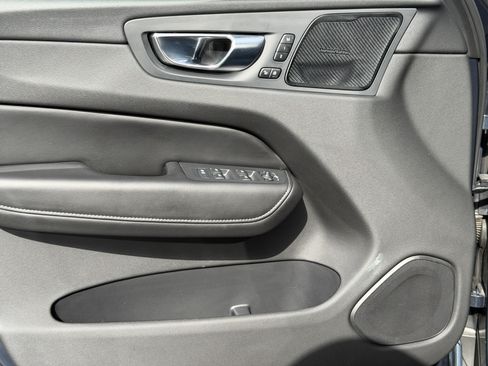 Used 2021 Volvo XC60 T5 Inscription w/ Advanced Package FWD image 21