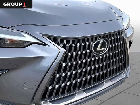 Used 2023 Lexus NX 250 FWD w/ Towing Package (2000 Lbs) image 27