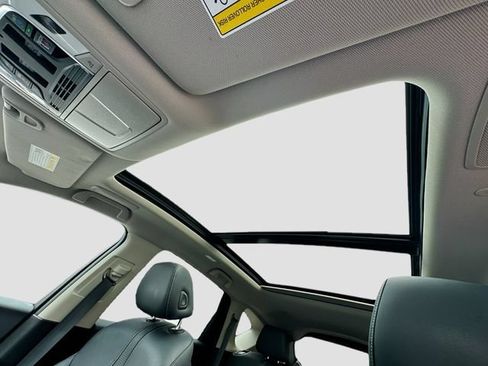 Used 2024 Acura RDX SH-AWD w/ Technology Package image 28