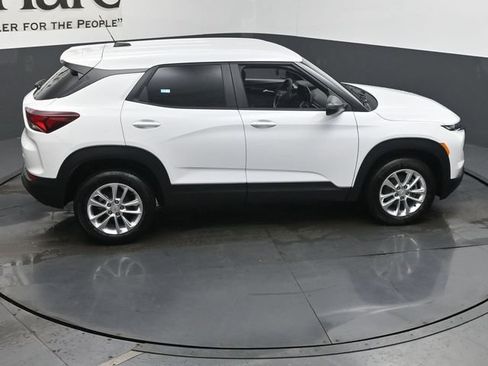New 2026 Chevrolet TrailBlazer LS w/ LS Convenience Package AWD/4WD image 17