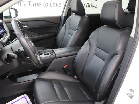Used 2023 Nissan Rogue SL w/ SL Premium Package AWD/4WD image 16