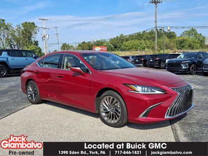 Used 2025 Lexus ES 350 w/ Luxury Package