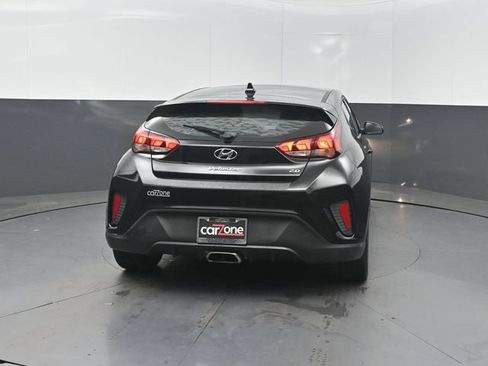 Used 2019 Hyundai Veloster 2.0 Premium FWD image 30