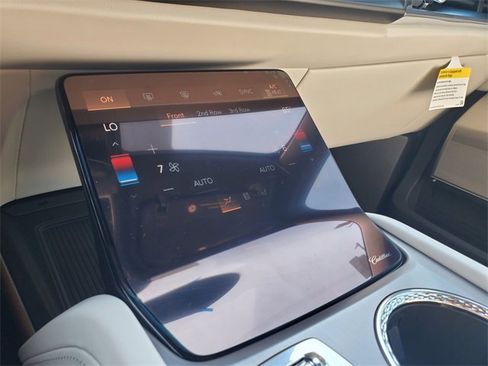 New 2026 Cadillac Vistiq Sport w/ LPO, Floor Liner Package image 15