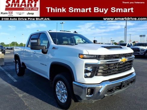 Used 2025 Chevrolet Silverado 2500 LT AWD/4WD image 1
