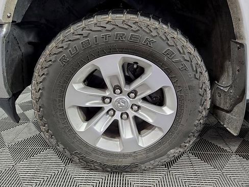 Used 2020 RAM 1500 Laramie image 9