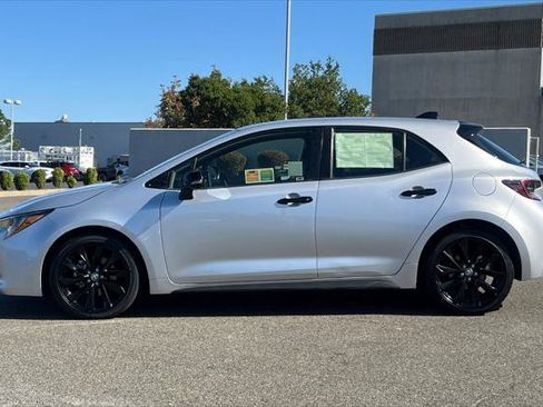 Certified 2021 Toyota Corolla SE FWD image 9