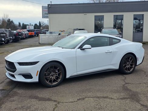 New 2026 Ford Mustang Coupe w/ Bronze Appearance Package image 28