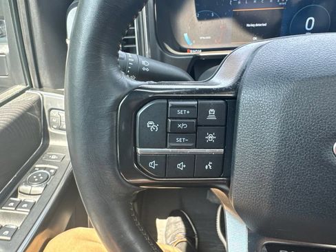 Used 2024 Ford F250 Platinum AWD/4WD image 15