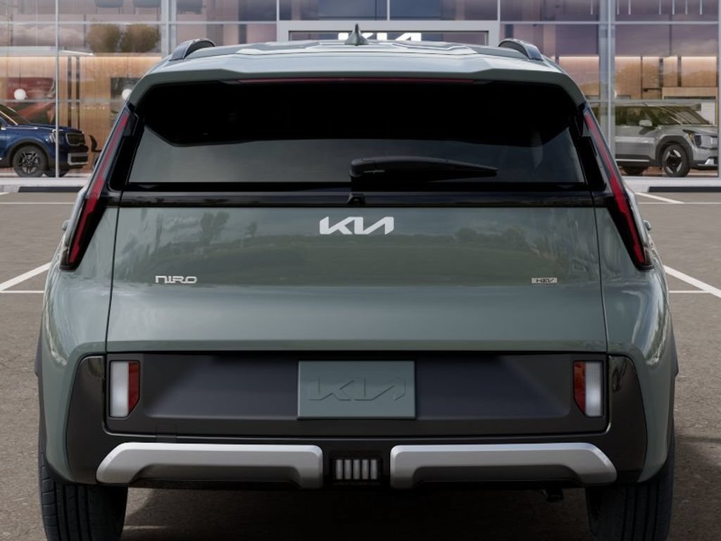 New 2027 Kia Niro LX FWD image 13