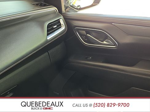 Used 2023 GMC Yukon AT4 w/ Technology Package AWD/4WD image 22