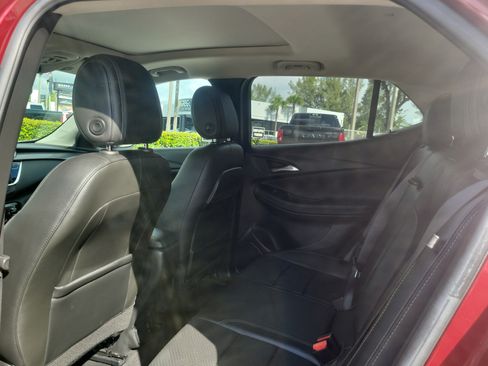 Used 2023 Buick Encore GX Essence w/ Experience Buick Package FWD image 14