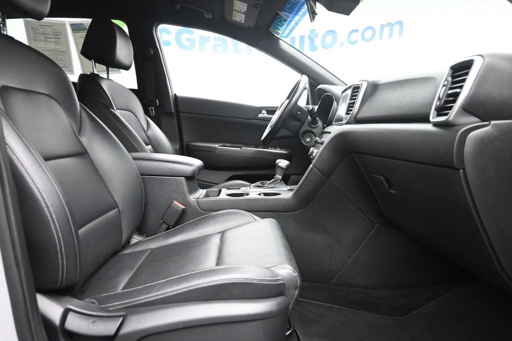 Used 2021 Kia Sportage S FWD image 9