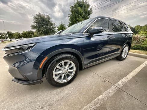 Used 2025 Honda CR-V EX image 4