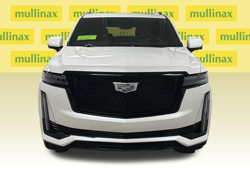 Used 2023 Cadillac Escalade Sport w/ LPO, ONYX Package AWD/4WD image 6