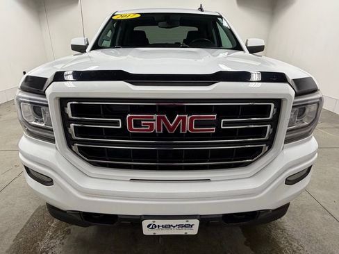 Used 2017 GMC Sierra 1500 SLE image 2