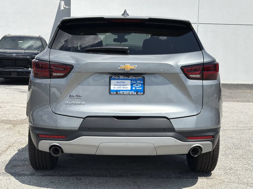 New 2026 Chevrolet Blazer LT w/ LPO, Floor Liner Package FWD image 20