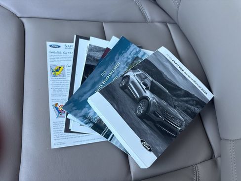 Certified 2023 Ford Explorer XLT w/ Equipment Group 202A AWD/4WD image 35